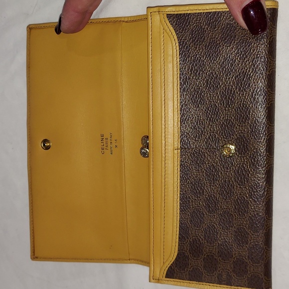 Celine Macadam Long Brown Wallet with Kisslock coin - Picture 3 of 10